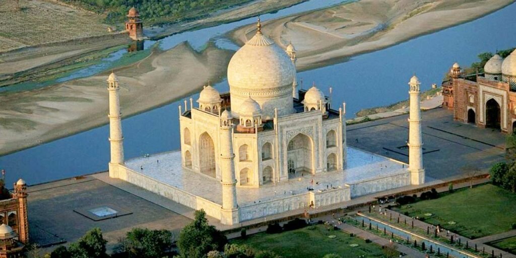 Top 30 Unknown and Interesting Facts about The Taj Mahal